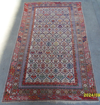 Antique Caucasian Marashali Rug
Size: 181x108 cm.
MAİL: makifhali@yahoo.com                          