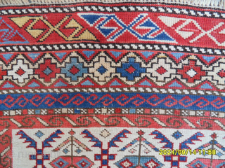 Antique Caucasian Marashali Rug
Size: 181x108 cm.
MAİL: makifhali@yahoo.com                          