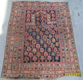 Antique Caucasian Marashali Rug
Size: 140x115 cm.
MAİL: makifhali@yahoo.com                          