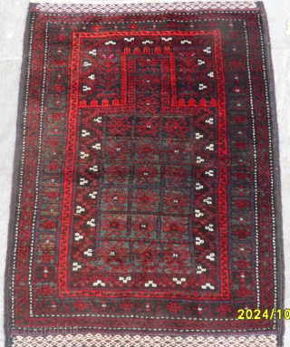 Antique Green Floor Baluch Rug 
Size: 110x83 cm.
Mail: makifhali@yahoo.com                        