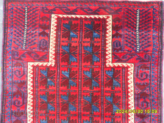 Antique Baluch Rug
Size: 115x90 cm.
Mail: makifhali@yahoo.com                           