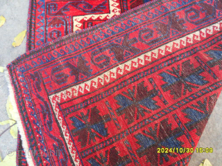 Antique Baluch Rug
Size: 115x90 cm.
Mail: makifhali@yahoo.com                           