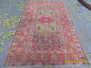 Antique Ghördes Rug
Siz: 285x175 cm.
Mail: makifhali@yahoo.com                           