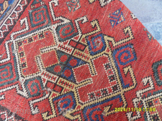 Antique Beshir Fragment
Size: 190x123 cm.
Mail: makifhali@yahoo.com                           