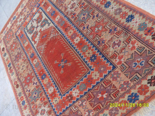 Antique Anatolian Milas Rug 
Size: 157 x 120 cm.
Mail: makifhali@yahoo.com                       