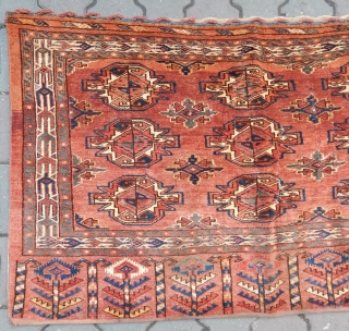 Antique Turkmen Yamut Chuval .Size.80x140 cm
 Contact at.  anatolianpicker@gmail.com                       