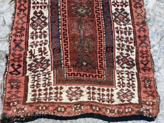 Antique East Anatolian Yörük Rug 
Size:180x120 cm                          