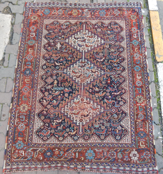 Antique Qashqaii Bird Rug [price.$ 675 ]                          