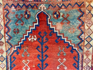 Antique Anatolian  Aksaray Prayer Rug 
Size:175x150 cm                         