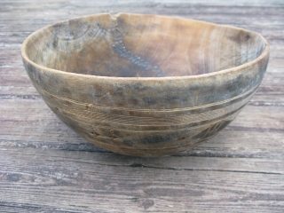 Old African wooden bowl, hand carved, Tuareg People, Sahara, ( Berber, Twareg ), used to collect milk, make dough, and other domestic chores, chiped, cracked and repaired, scuffs and scratches, this is  ...
