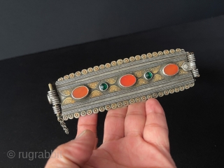 Antique Turkmen - Yomud Tribe Silver Necklace Fire Gilded with Carnelian & Gemstone.
Turkmen Art Collector Jewelry.Circa - 1900 Size - ''19 cm x 18 cm'' - Circumference : 64.5 cm - Weight  ...