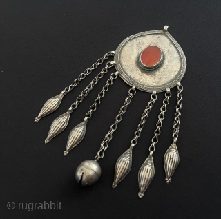 Central-Asian Antique Turkmen - Ersary Tribal Silver Tassel Pendant with Carnelian Circa - 1900 Size - ''7.5 cm x 6.5 cm'' - Lenght : 16 cm - Weight : 47.5 gr.  