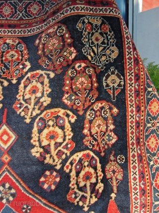 Small Qashqai, possibly Kashkuli subtribe, very fine and exquisite weaving, 155 x 105 cm. All original with just a little wear to the selvages, dark blue ground, 1860-1870. All good magnificient colours!  ...