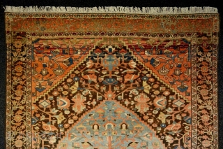 Antique Malayer 200 x 144 cm / 6'8" x 4'9".                       