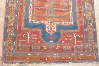 Double niche 19th Century Fachralo Kazak prayer rug. 210 x 142 cm. 7' x 4'9".                  