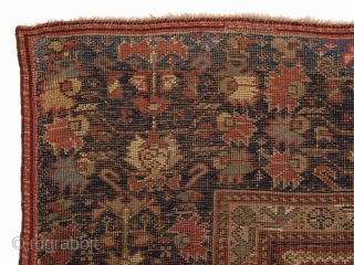 25 | Konya with Cloves-Motif, Central Anatolia, 1st H. 19th C.

    
Wool on wool
Central Anatolia, 1st half 19th century
Knot density: approx. 200,000 knots per m2
Dimensions: 1.45 x 1.15 m
Age-according  ...