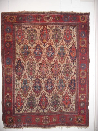 A fine 19th cent. shield Afshar rug with an interesting border. Very oxydized brown. Never restored. Cm 107 x138. Great colours.            