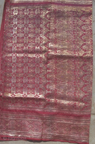 Antique gold metallic thread brocade sari from Gujarat region of India. Beautiful old brocade in very good condition. 184 x 42 inches. www.banjaratextiles.com          