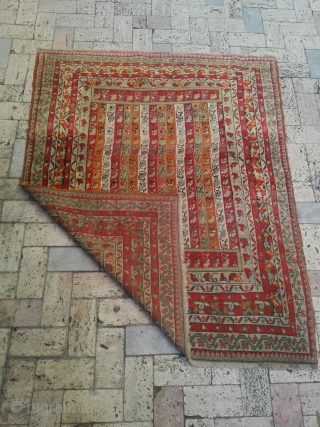 Antique sivas zara Turkish Rug from Private Collection // Original sal Design // Late 19th Century // 146 x 117 cm // In good condition // pm me for more info
  