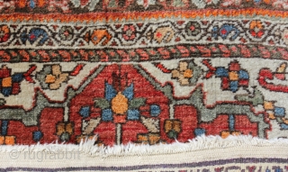 BIDJAR around 1900  good condition 
Size: 205x130cm                         