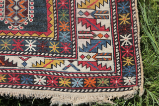 Schirwan Caucasus 19th century Wool on Wool Good condition for ist age
Size: 146x107cm
Price: 950€                   