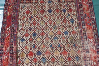 Beautifuu ivory Ground Dagestan Proyer Rug With all natur colors, good age and beautiful design, dated and Signed, As found Without and repair or work done.
Size: 179x126cm      