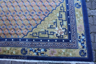 Peking China Mani Carpet around 1920
excellent condition
Size: 300c250cm                         