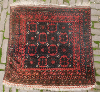 Mina khani Baluch bagface, good condition, good colours, not faded, but different types of red.  64 x 66 cm.
you can also use contactform on beamol.nl       