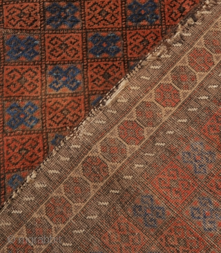 attractive Baluch rug, apart from the borders in good solid condition, with slight corrosion. the borders can be folded to the back as you can see on picture two. 
163 x 91  ...