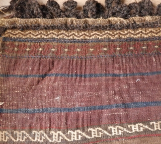 Rare red Baluch balisht with Saryk turkmen pattern. Nice borders and back, natural colours, electric blue, handwashed
115 x 45 cm. 

(if you get no reaction please use contactform on www.beamol.nl )  