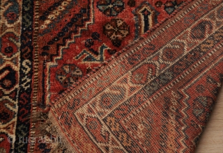 Qasqai rug with very beautiful natural sparkling colours, green and turquose (a tip faded orange might be aniline). Made of wonderful soft and shiny wool. condition is alright, some traces of use,  ...