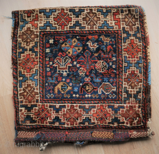 Lovely bag, Khamseh or Luri, with birds, a unique and tribal piece. In nearly mint condition (some corrosion in the brown and small parts with lower pile), good natural colours, soft wool.  ...