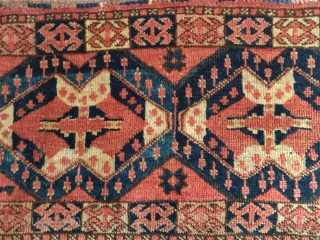 Central Asian Middle Amu Darya Turkmen trapping or torba with an ikat derived 'aq waymaq' design. 4'8"x1'4"                