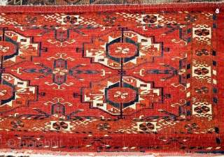 Classic Six Gul Tekke Torba, saturated color, silk highlights, candy-cane elem, nice silk, neat condition.                  