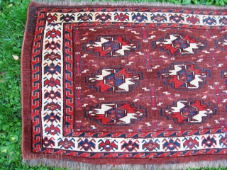 Early 19th century Turkmen Yomut chuval, most probably from Yomut Igdyr subgroup. Great natural colors, no tears, holes or stains. Circa 1825. Rare piece.
Measures : 24" x 45"  _______  61  ...