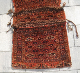 Rare complete Yomut Yomud Turkoman khorjin, saddle bag in great condition with all natural dyes and soft wool. No holes, no stains, no tears. (hole in flatwoven back, picture)
The piece shows a  ...