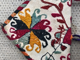 Antique 19th century Turkmen or Uzbek silk embroidery Moska. Beautiful silk embroidery and bird figured motif. One of the very rare white colour cotton ground. Excellent colours and perfect condition.Both sided.  