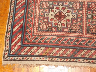  SHIRVAN WITH NICE OLD BORDER -

ORIGINAL CONDITION - NO REPAIRS 

  COMPLETE SIDES AND ONE END, AND JUST A BIT OD LOSS AT THE OTHER END 

3 FT 6   ...