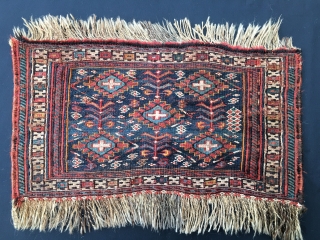 Afshari or Bakhtiari sumack mafrash side panel. Cm 30x55 ca. Probably 1890 if not earlier. This bag travelled a lot in the years, going from collector to collector. i had it long  ...