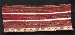 Tekke Ak torba. Cm 34x87. Antique, datable 1880, great cochineal, cotton, fine, precise drawing, beautiful. Condition issues apply as per photo.
Price reduced by 50%. 
Now € 180 + UPS tracked shipping, 15  ...