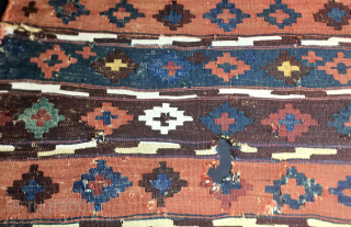 Beautiful "painting" or better a Khorjin bag back face. 
Cm 52x63.
Mid 19th century or 3rd q. 
It's the back side of a Jaff Kurd bag.
Imo it looks like a modern painting with  ...