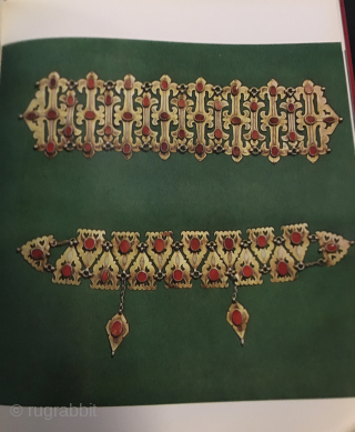 An interesting and rare book about Turkmen art, rugs, general decorations, etc. Text in English and Russian. 
Aurora publishing Leningrad, 1976 by l. Beresneva. 175 pages, 117 color plates. Hard cover, cm  ...