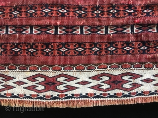 Tekke Ak torba. Cm 34x87. Antique, datable 1880, great cochineal, cotton, fine, precise drawing, beautiful. Condition issues: some rust, tiny tears.            