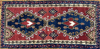 Wonderful Yahyali Kilim 
Wonderful natural deep saturated colors 
Wonderful two med pattern 
Wonderful condition Wedding Present? 

Beautiful Yahyali kilim, Central Anatolia. Turkey. 
Cm 105x175. 4th q 19th century. 
The presence of fuchsine  ...