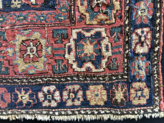 Top Shahsavan Lesghi Star❤️ Sumack bag face 
Cm 52x54. Mid 19th century. 
Rich, primitive weaving, beautiful saturated natural dyes. 
In good condition, no restorations, no holes, no painting. 
Already part of different  ...