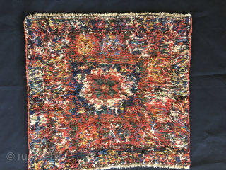 Top Shahsavan Lesghi Star❤️ Sumack bag face 
Cm 52x54. Mid 19th century. 
Rich, primitive weaving, beautiful saturated natural dyes. 
In good condition, no restorations, no holes, no painting. 
Already part of different  ...