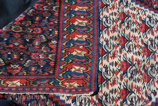 Masterpiece!

Age, balance, colors, pattern, condition......
Beautiful Senneh/Sinna kilim. 
Some say it's a Bidjar, others stick to Senneh. 
In any way it's simply a wonderful textile example of tribal art. 
Kurdistan, Western Iran. Cm  ...