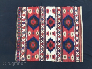 SHAHSAVAN,
not Borjalu, collectors storage bag.
Cm 81x98 or 81x196 when open. Datable to the end of the 19th c. Wonderful natural colors. Madder red, indigo blue, white is wool. 3 main flat weave  ...