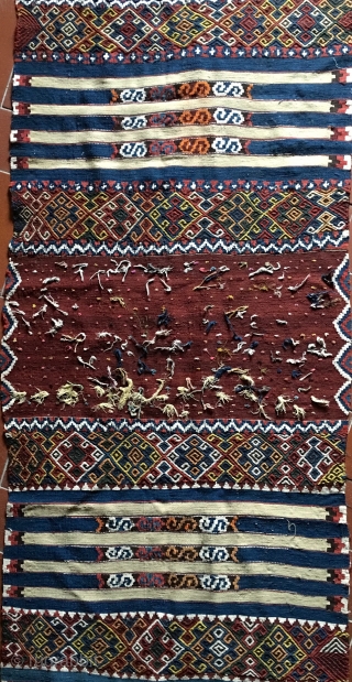 Eastern Anatolia Malatya wedding kilim strip. Probably Sinanli tribal group work. Size is cm 88x372. Datable end 19th/early20th century. In mint condition. Great, natural colors. Lots of "dileks"/wishes.     