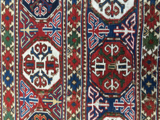 This is a top ❤️Khyzy, north of Baku, Azerbaijan, sumack main panel.
Size is unusually big for such a wonder: cm 67x108.
Datable mid 19th century.
Really beautiful and extremely rare. 
The pattern is incredibly  ...